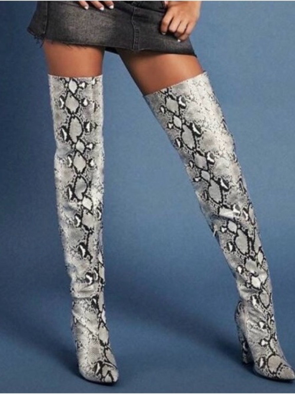 SHEIN Snakeprint Heeled Boots - Picture 3 of 9
